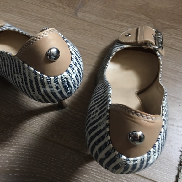 Shoes - Picture 3 of 6